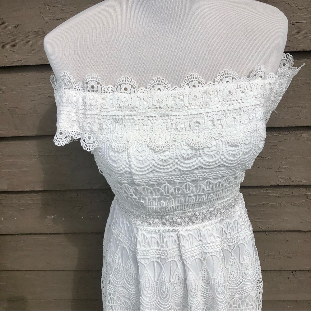 Francesca’s off-shoulder lace dress! - Picture 3 of 6